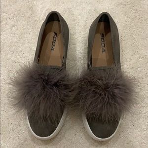 Soda Sneakers size 7.5